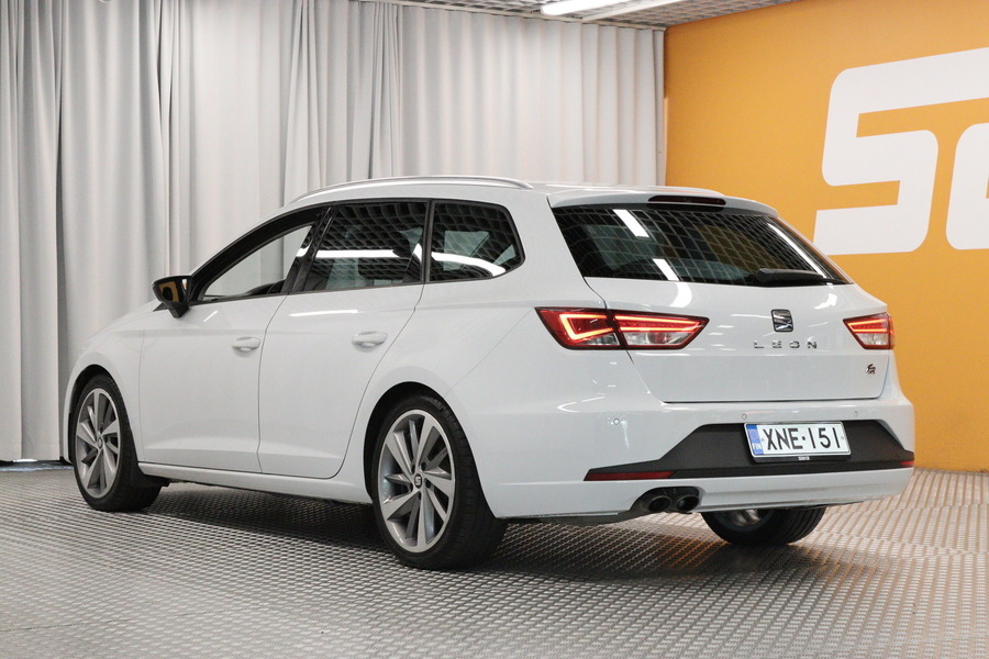 SEAT Leon ST vaihtoauto