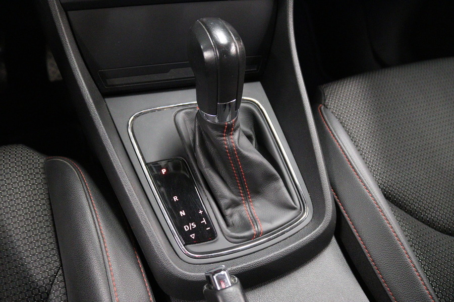 SEAT Leon ST vaihtoauto