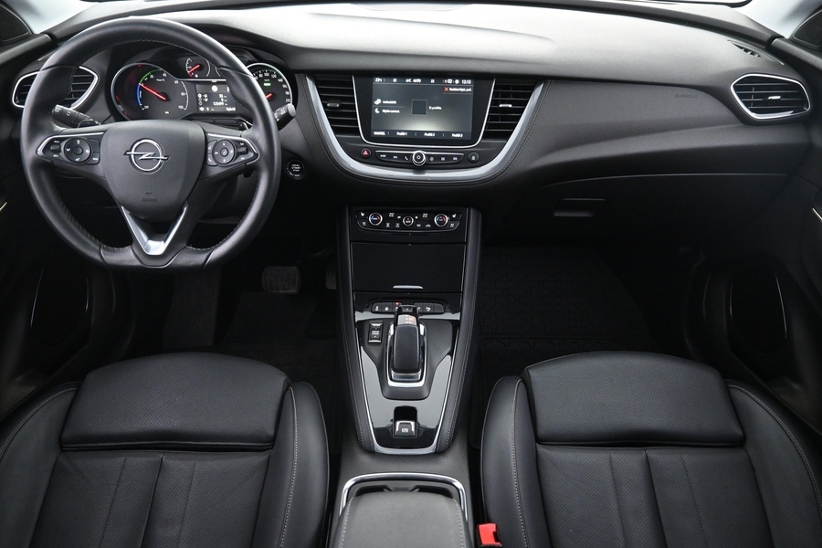 Opel Grandland X vaihtoauto