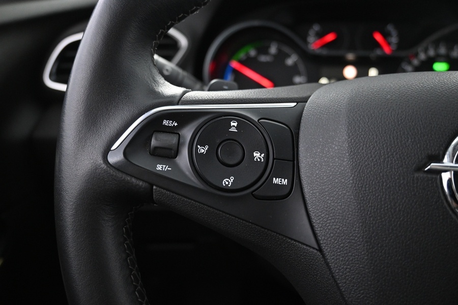 Opel Grandland X vaihtoauto