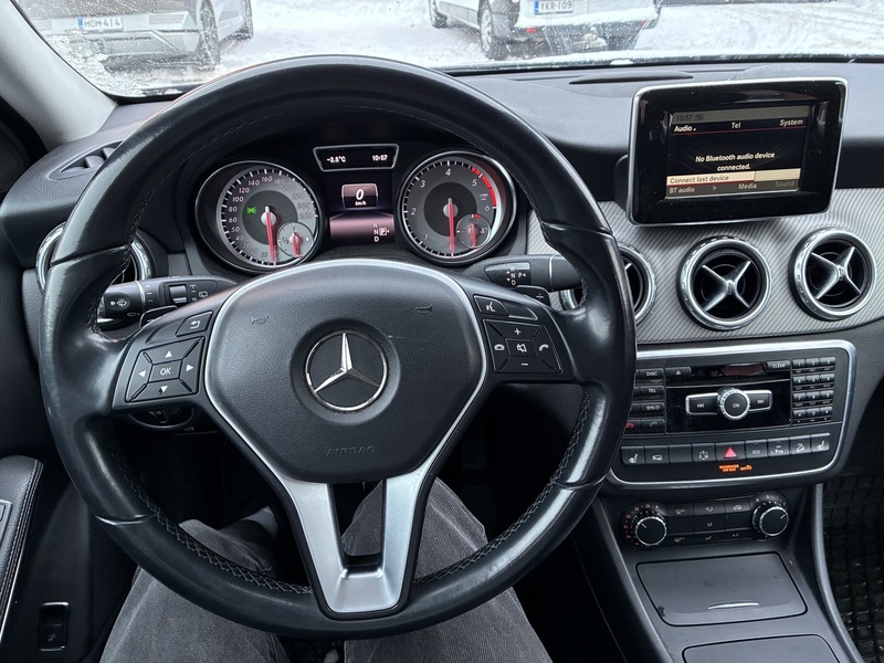 Mercedes-Benz GLA vaihtoauto