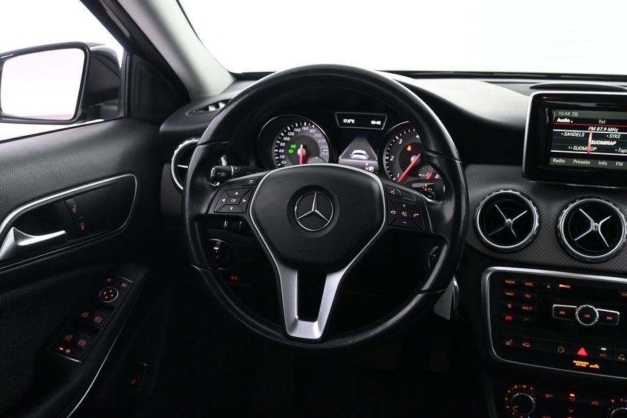 Mercedes-Benz GLA vaihtoauto