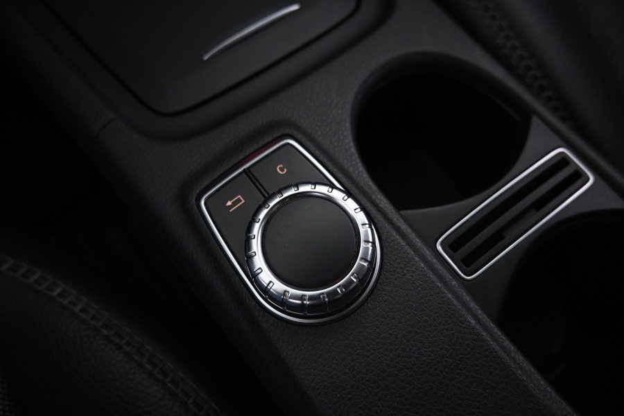 Mercedes-Benz GLA vaihtoauto