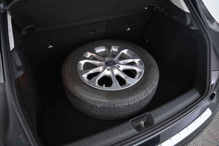 Mercedes-Benz GLA vaihtoauto