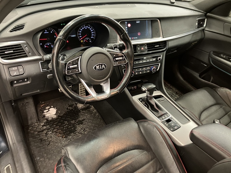 Kia Optima vaihtoauto