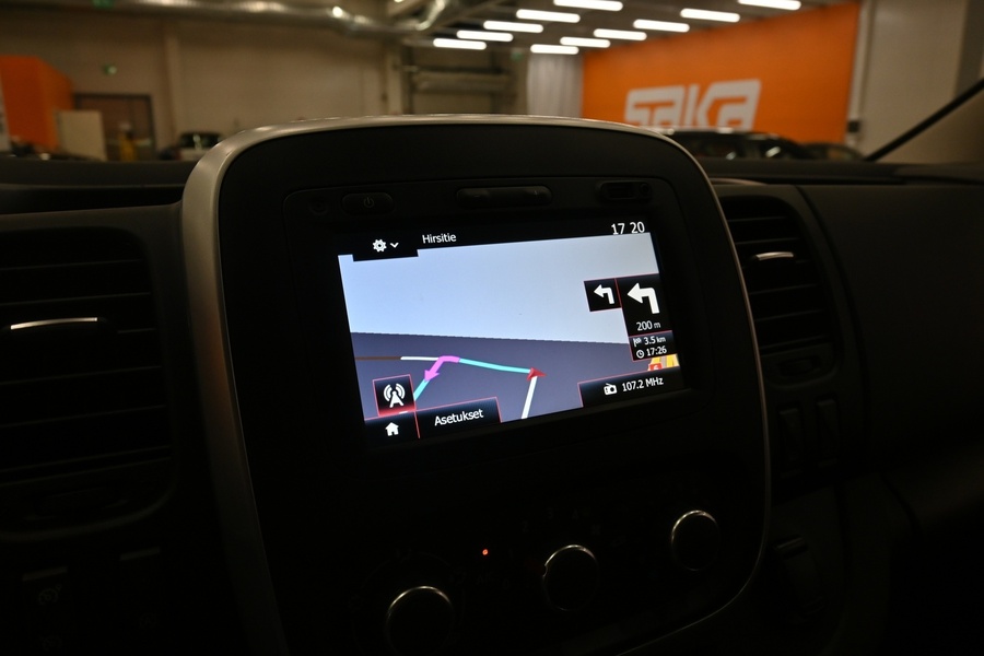 Renault Trafic vaihtoauto