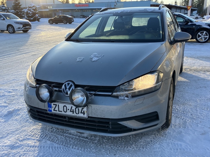 Volkswagen Golf vaihtoauto