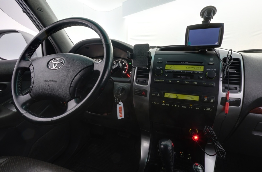 Toyota Land Cruiser vaihtoauto