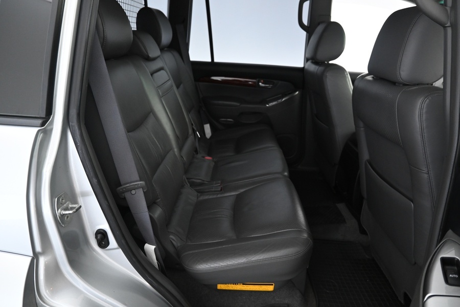 Toyota Land Cruiser vaihtoauto