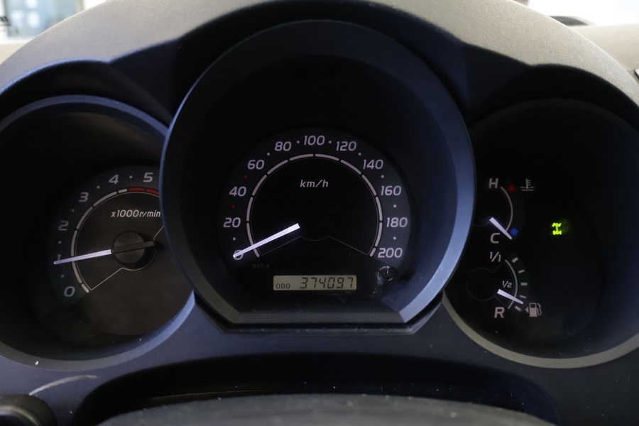 Toyota Hilux vaihtoauto