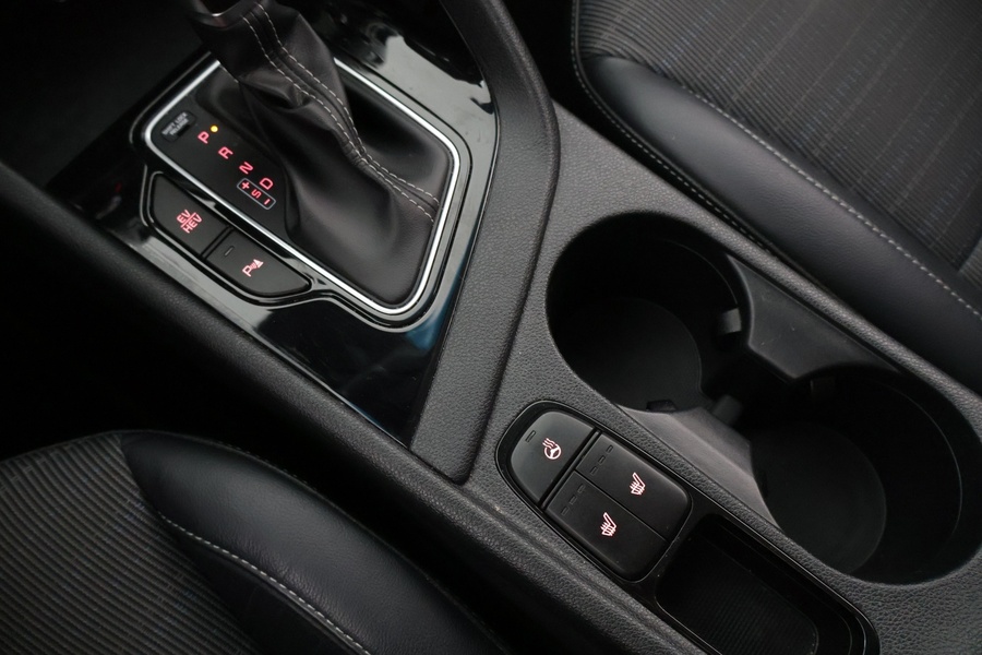 Kia Niro plug-in vaihtoauto