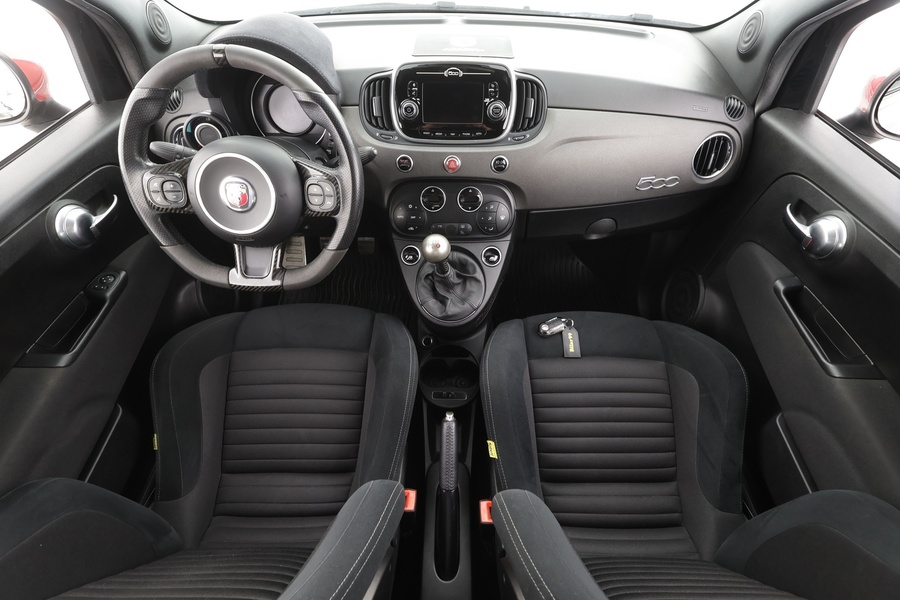 Fiat-Abarth 500 vaihtoauto