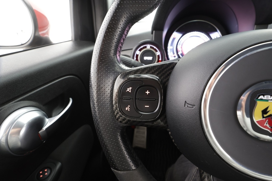 Fiat-Abarth 500 vaihtoauto