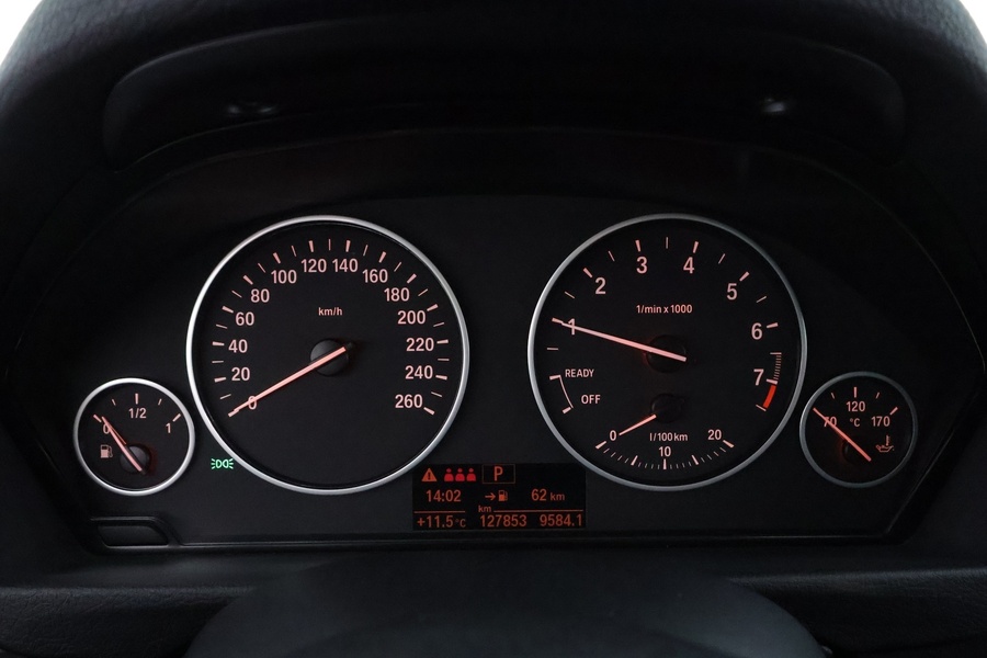 BMW 320 vaihtoauto