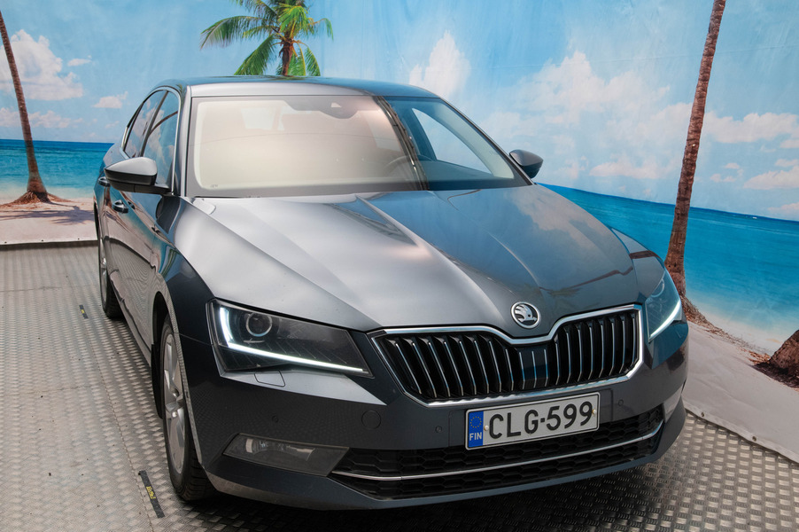 Skoda Superb vaihtoauto