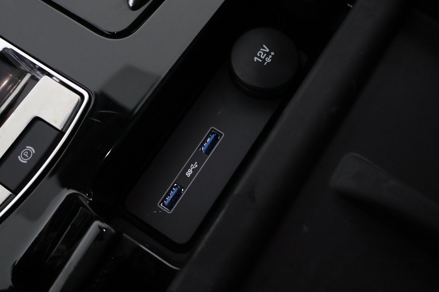 Land Rover Discovery vaihtoauto