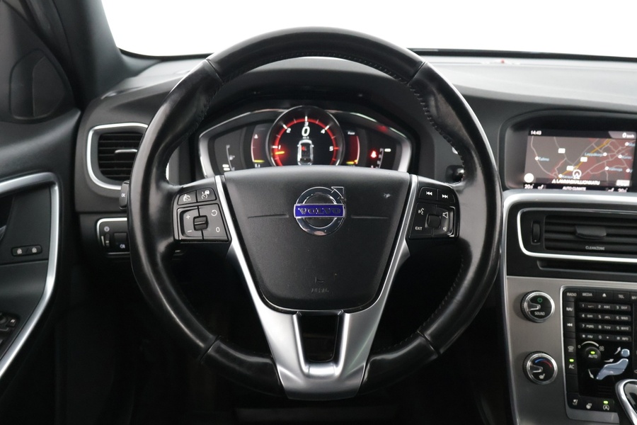 Volvo V60 Cross Country vaihtoauto