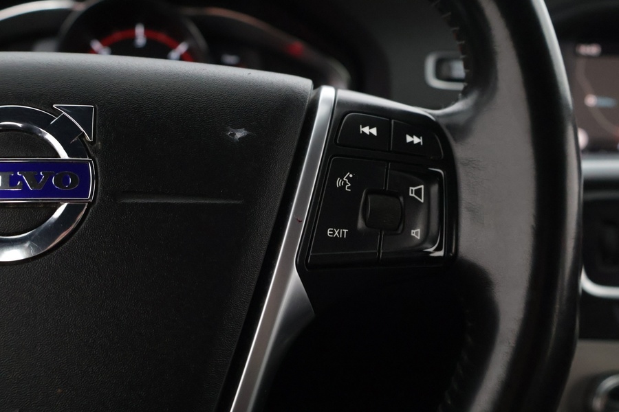 Volvo V60 Cross Country vaihtoauto