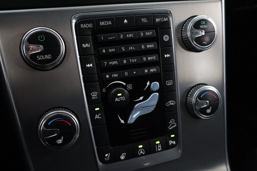 Volvo V60 Cross Country vaihtoauto