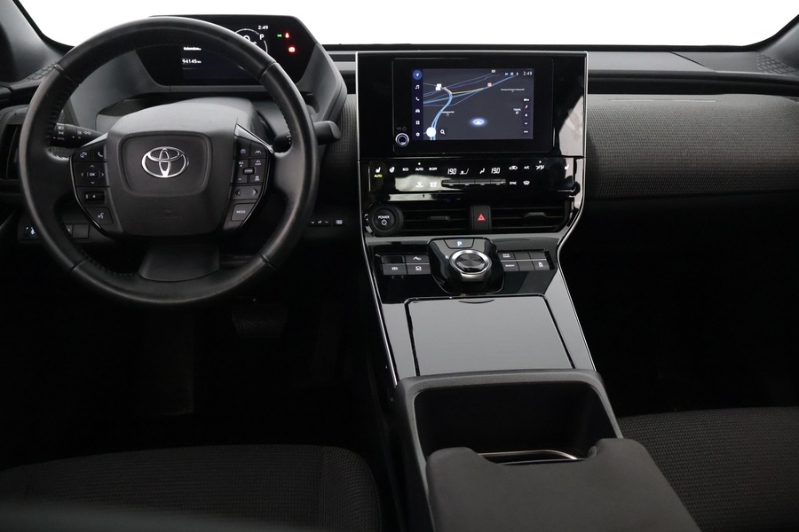 Toyota bZ4X vaihtoauto