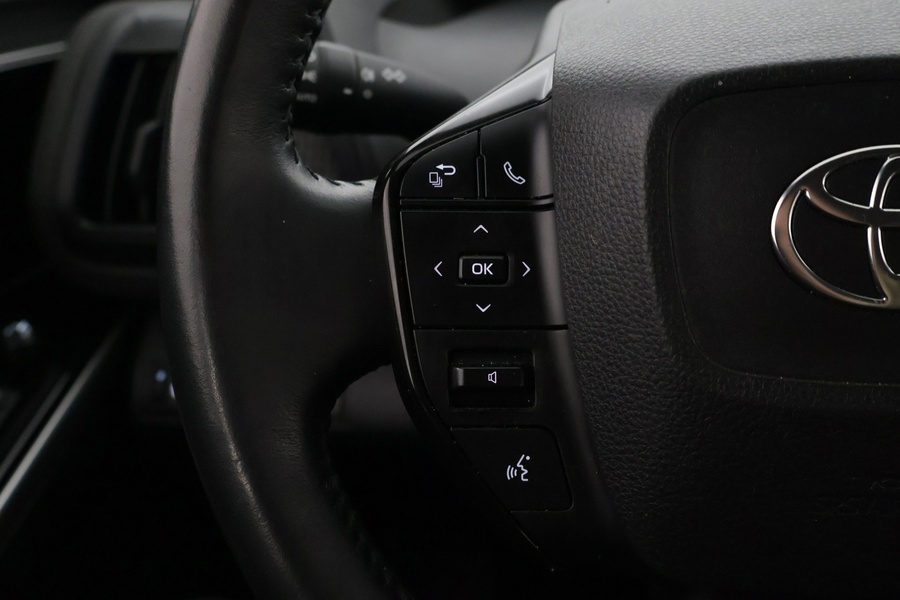 Toyota bZ4X vaihtoauto