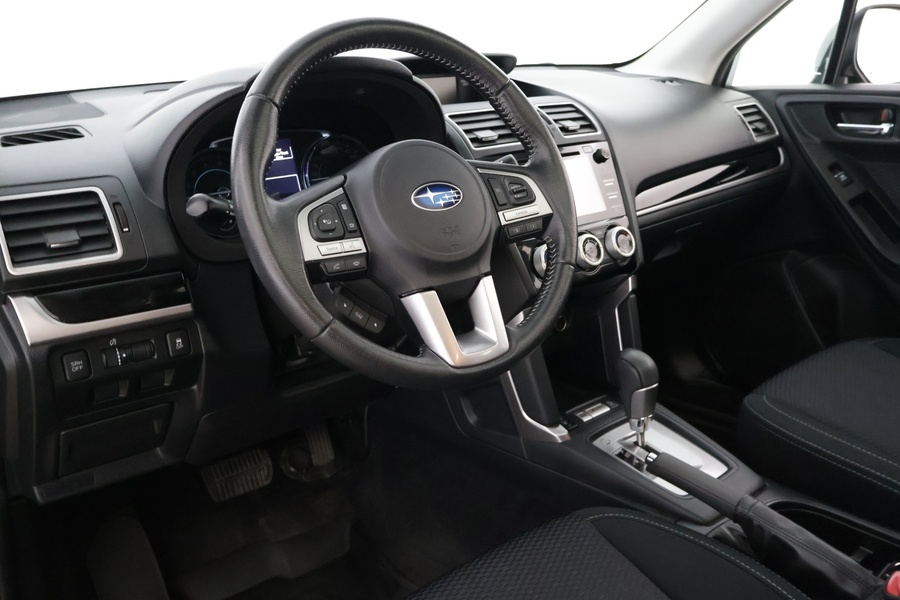 Subaru Forester vaihtoauto