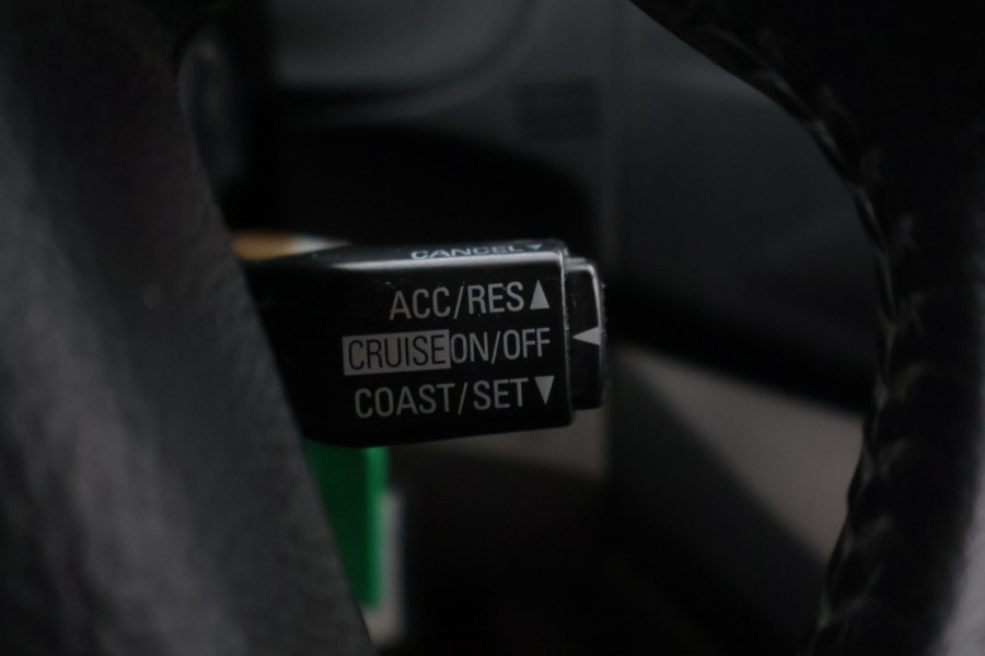 Mitsubishi Grandis vaihtoauto