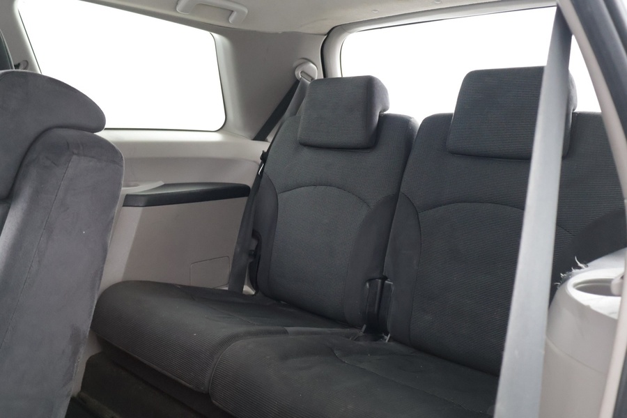 Mitsubishi Grandis vaihtoauto