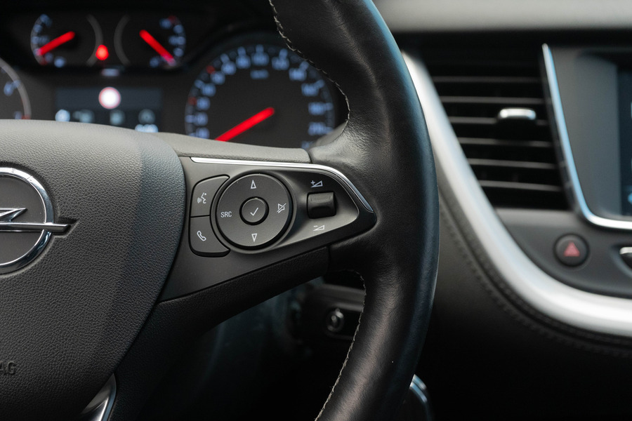 Opel Grandland X vaihtoauto