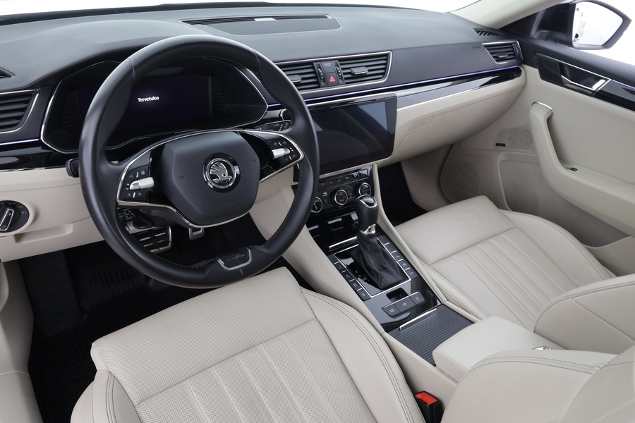 Skoda Superb vaihtoauto