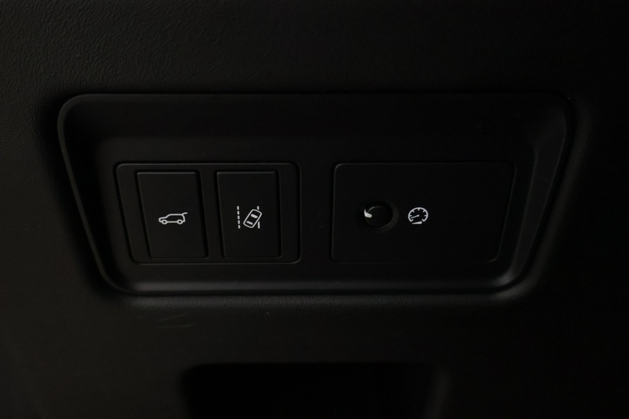 Land Rover Discovery vaihtoauto