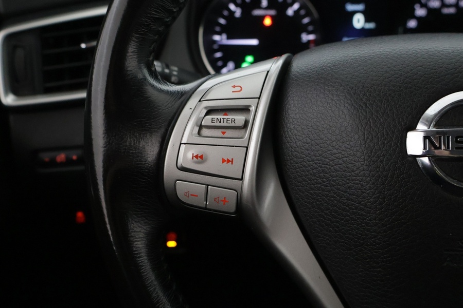 Nissan X-Trail vaihtoauto