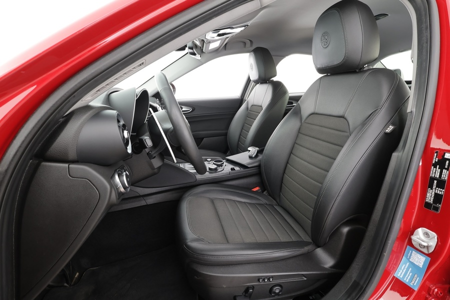 Alfa Romeo Giulia vaihtoauto