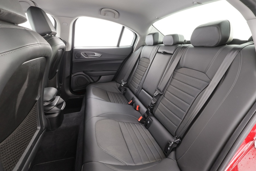 Alfa Romeo Giulia vaihtoauto