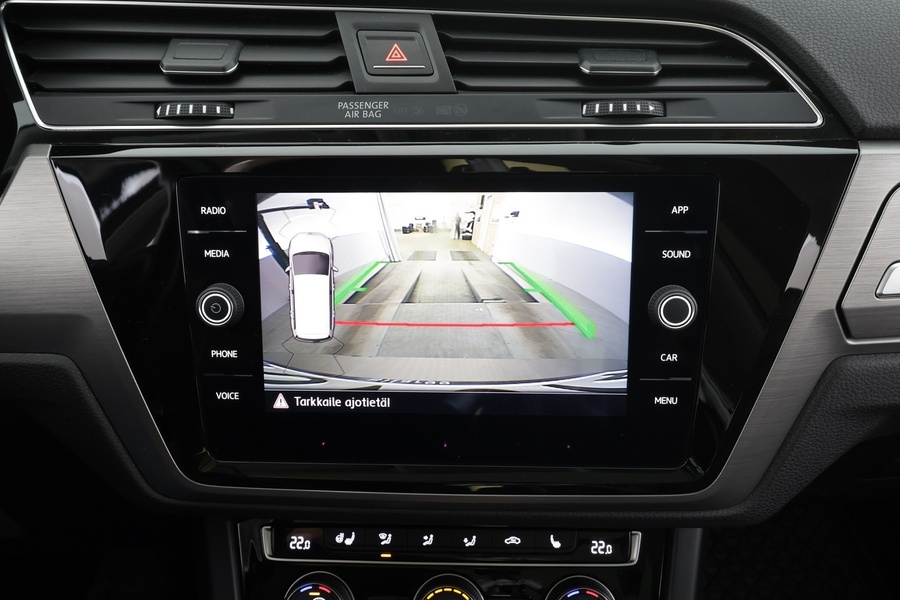 Volkswagen Touran vaihtoauto