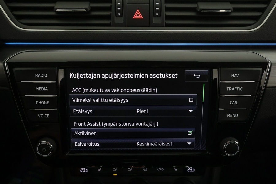 Skoda Superb vaihtoauto