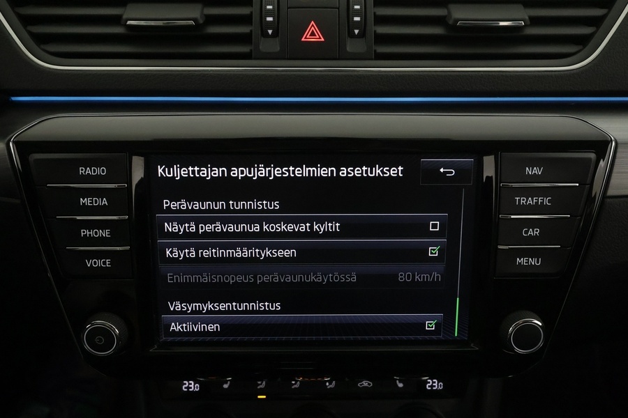 Skoda Superb vaihtoauto