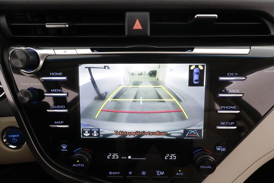 Toyota Camry vaihtoauto