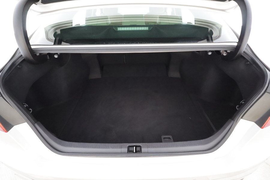 Toyota Camry vaihtoauto