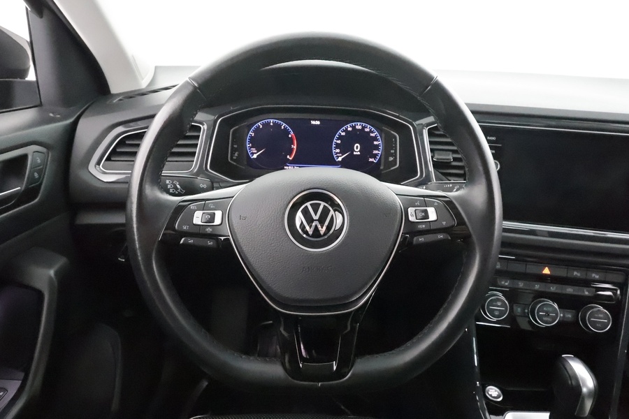 Volkswagen T-Roc vaihtoauto