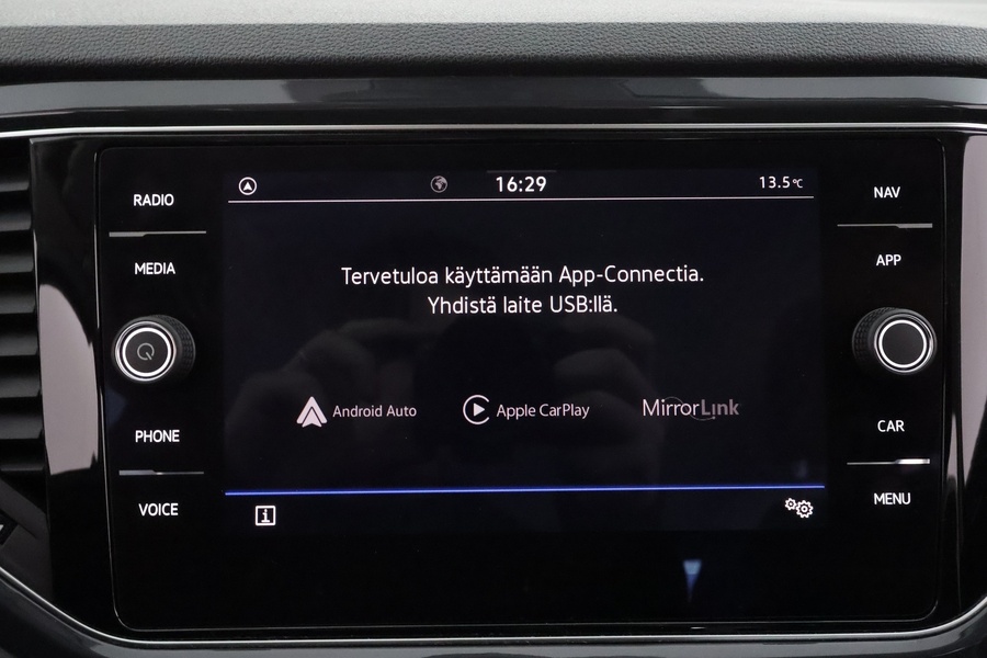 Volkswagen T-Roc vaihtoauto