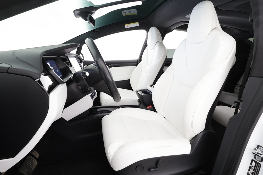 Tesla Model X vaihtoauto