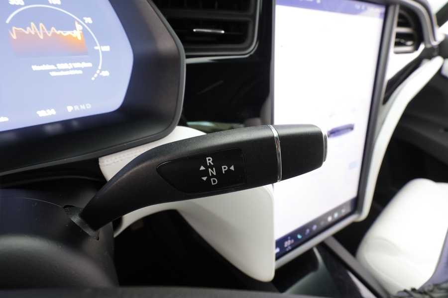 Tesla Model X vaihtoauto