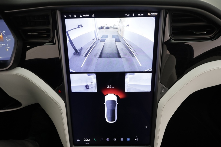 Tesla Model X vaihtoauto