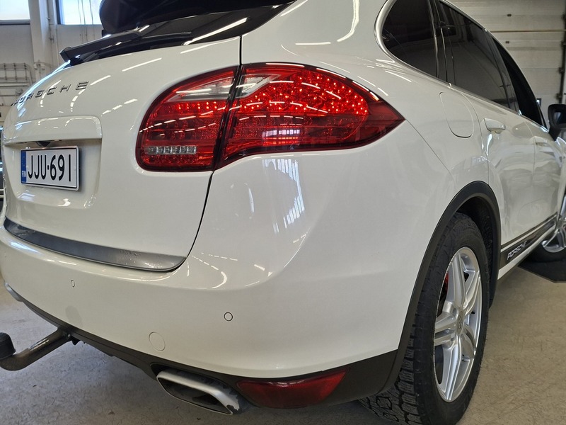 Porsche Cayenne vaihtoauto