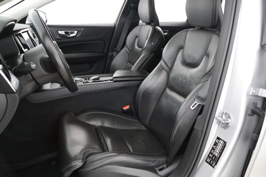 Volvo V60 Cross Country vaihtoauto