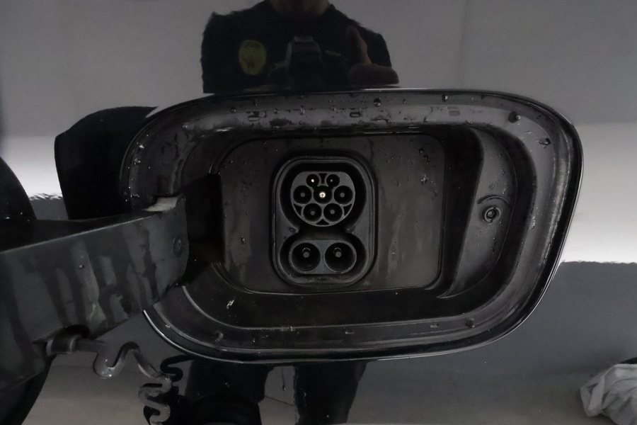 Maxus MIFA 9 vaihtoauto