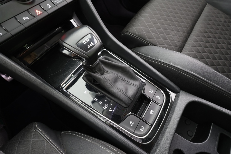 Skoda Karoq vaihtoauto