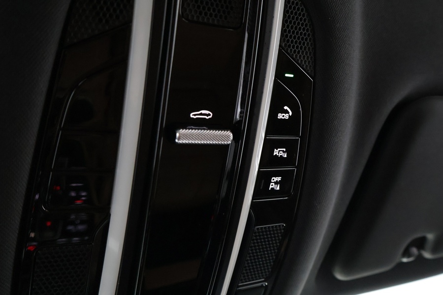 Porsche Cayenne vaihtoauto