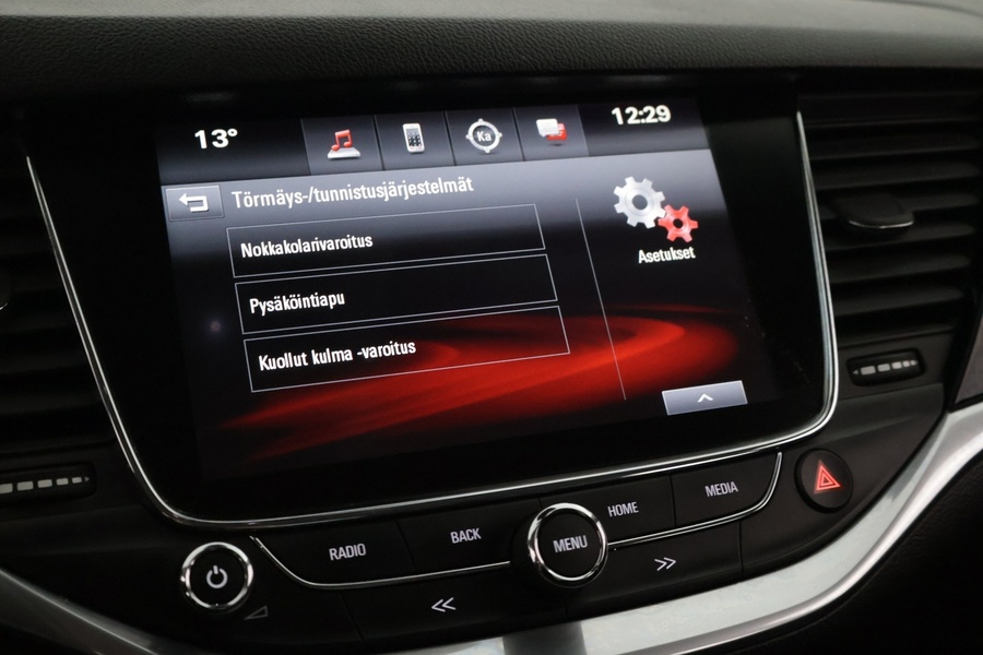 Opel Astra vaihtoauto